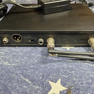 Shure ULXS4 TRANSMITTER AND POWER CORD