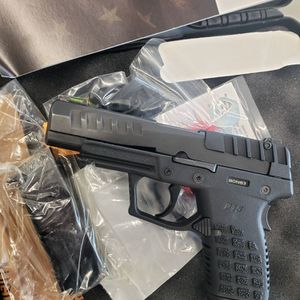 KELTEC P15