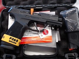 SIG SAUER P365 MACRO