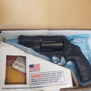 SMITH & WESSON GOVERNOR