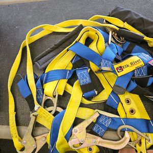 ELK RIVER SAFETY HARNESS 75304   size xl