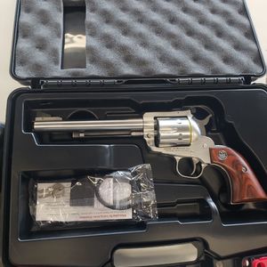 RUGER NEW MODEL BLACKHAWK