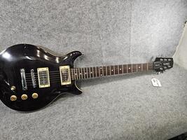 HAMER SUNBURST A/T ELECTRIC GUITAR WITH HARD CASE