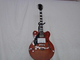 6 string left handed guitar 
