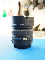 sigma 30 1.4