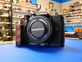 olympus em-10 mkiii