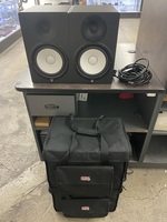 Yamaha HS8 8" Powered Studio Monitors - Black Pair (2) + 2 Gator Tote Bags