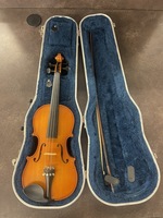 Becker 1000 3/4 Violin Made In Romania with SKB Case & Bow