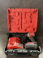 Milwaukee M18 FUEL 1/4" Hex Impact Driver Kit - Fair Condition