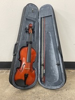 Musician VLIV-10 Student Violin with Case in Good Condition