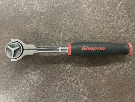 Snap-On 3/8" Drive Compact Round Head Soft Grip Swivel Ratchet (Red) FHCNF72