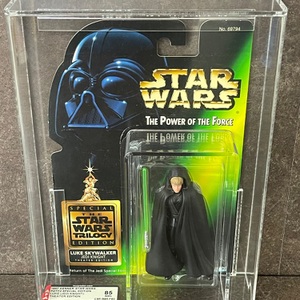 AFA 85 – 1997 Kenner Star Wars POTF2 Luke Skywalker (Jedi Knight) – Theater Edit