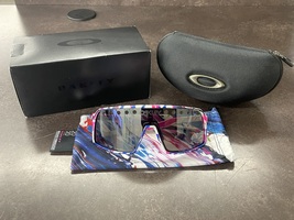 Oakley Sutro Sunglasses – Limited Edition 2020 Kokoro by Meguru Yamaguchi