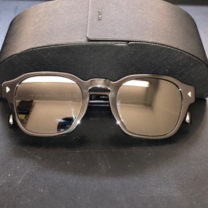 Prada SPR A16 Black Polarized Sunglasses with case Fair