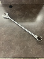 Snap On 2" 12-Point SAE Flank Drive Combination Wrench (OEX64) in Good Condition
