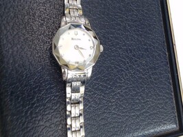 Bulova 96P129 Women's watch 