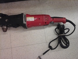 MILWAUKEE 13 AMP SUPER HAWG