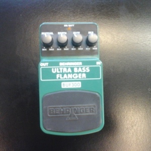 behringer ultra bass flanger buf300