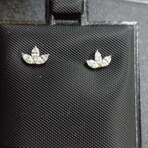 Marquis Diamond earrings  0.53g/10kt 