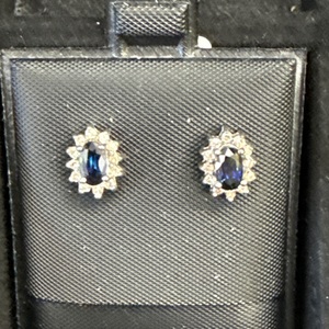 Gold Earrings 1.7g/10kt 