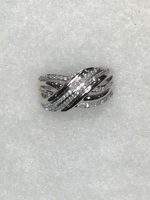 NEW 10k WG .34ct Diamond