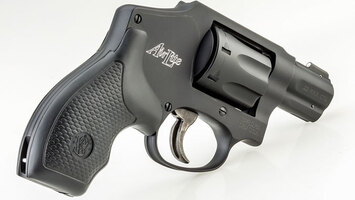 SMITH AND WESSON 351C