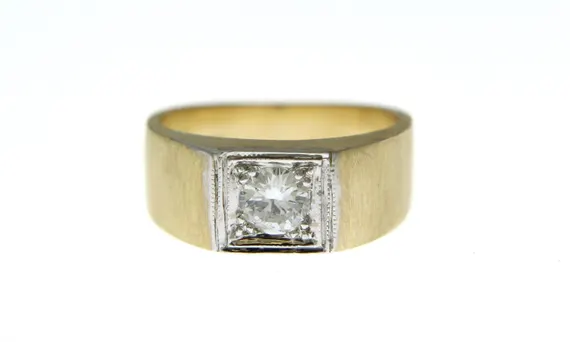  14K Yellow Gold with Solitaire Cubic Zirconia Stone