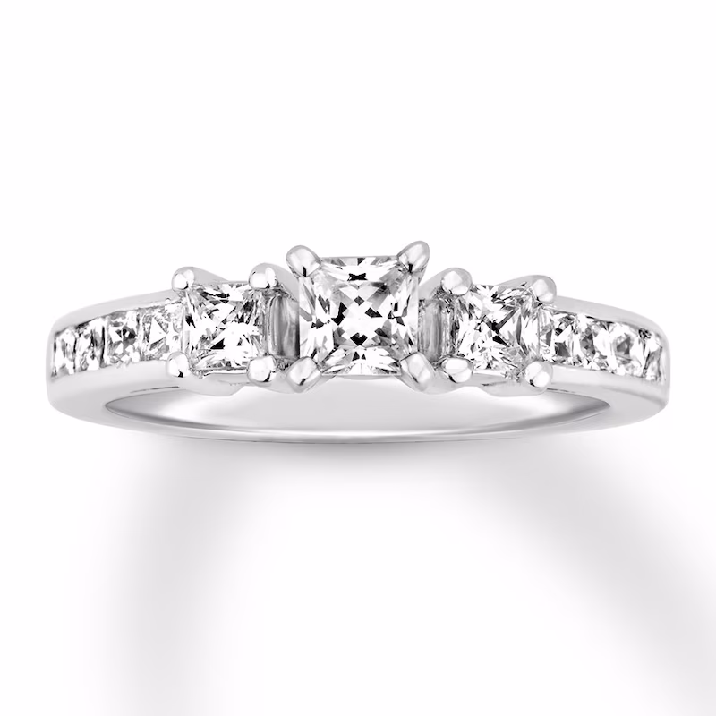  14K White Gold Diamond Ring 