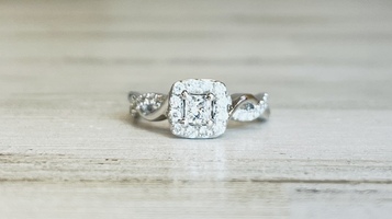 .75ctw Leo Diamond Halo Engagement Ring .33ctr Princess Cut
