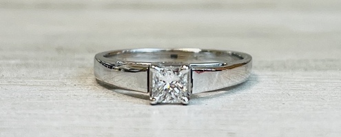 0.30ctw Princess Diamond Solitaire 14kw