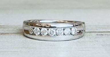 0.50ctw Men's Diamond Band 14kw
