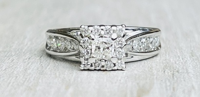 0.50ctw Princess Diamond Halo Engagement Ring 14kw 