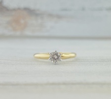 0.33ctw Round Diamond Solitaire 14ky 