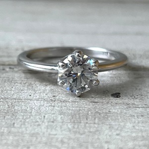 1.08ct Round Brilliant Lab Grown Diamond Solitaire 14kw