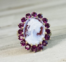 Rhodolite Garnet Cameo Ring 14ky