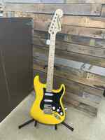 SQUIRE STRATOCASTER