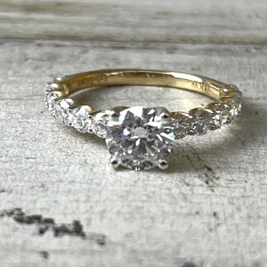 2.25ctw Lab Grown Round Diamond 14ky Ring