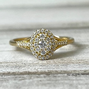 .25cttw Lab Grown Oval Diamond Cluster Ring 10ky