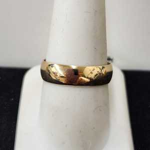 Yellow Gold Wedding Band