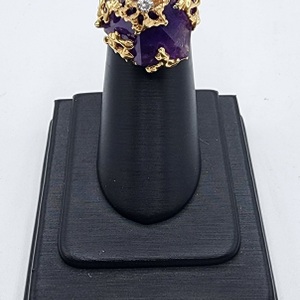 14k Amethyst Gold Ring w/Small Diamond