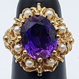 10k Amethyst Gold Ring w/ Pearls