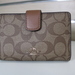 COACH  Medium Corner Zip Wallet