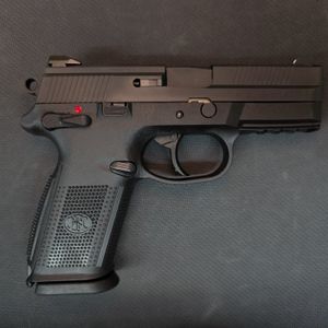 FN FNX-9