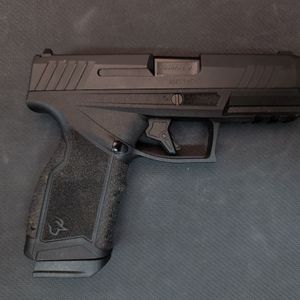 TAURUS gx4 Carry