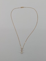 14kt yellow gold, 3.00 grams, 1/2cttw 3 stone diamond pendant necklace 