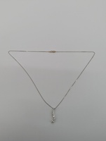 14kt White Gold, 3.59 grams,  1ct Tw  Diamond pendant necklace 
