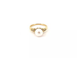 14K Yellow Gold 3.39 Grams Pearl & Diamonds Size 7.25 Ring 6pts tw