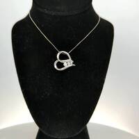 10kt White Gold Past, Present and Future Heart Pendant 18in Box Chain