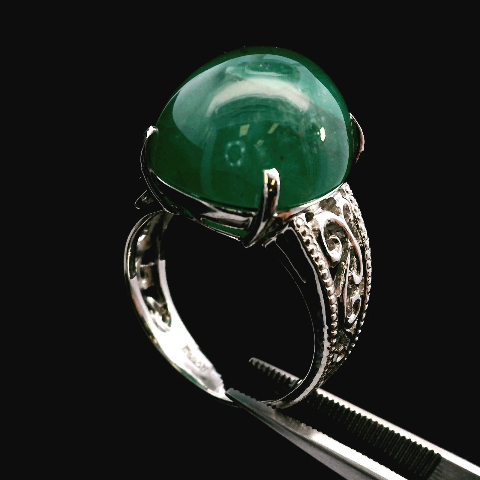 Platinum Russian Emerald Ring – 21.29ct GIA Certified – Size 8 – 15.71g