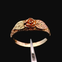 10K Tricolor Gold Rose Flower Ring Size 7 1.5dwt (2.3g)